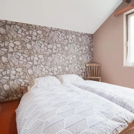 Rural In With Panoramic Views *